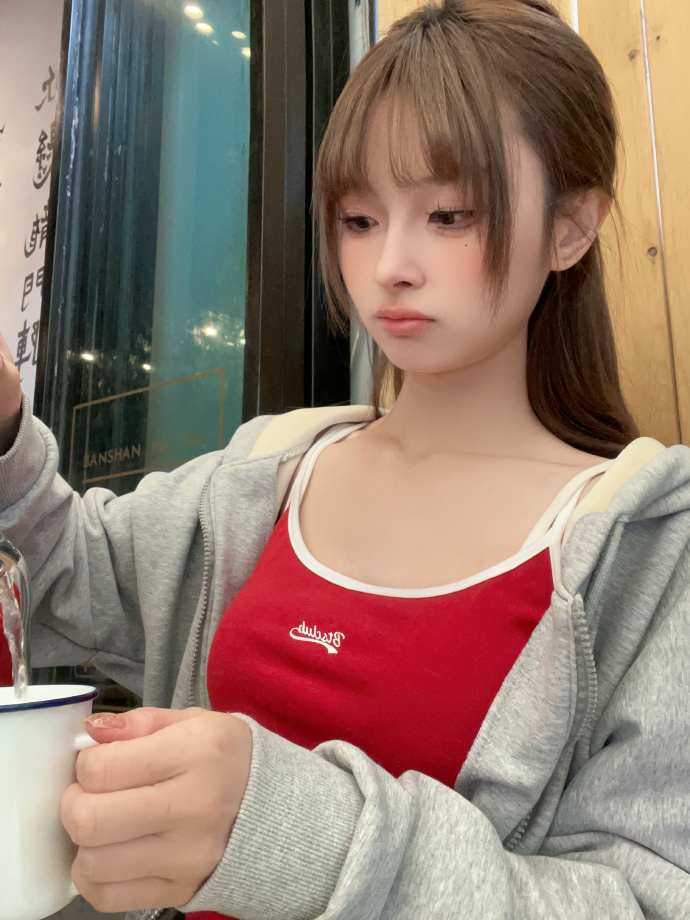 年会不能停 封面